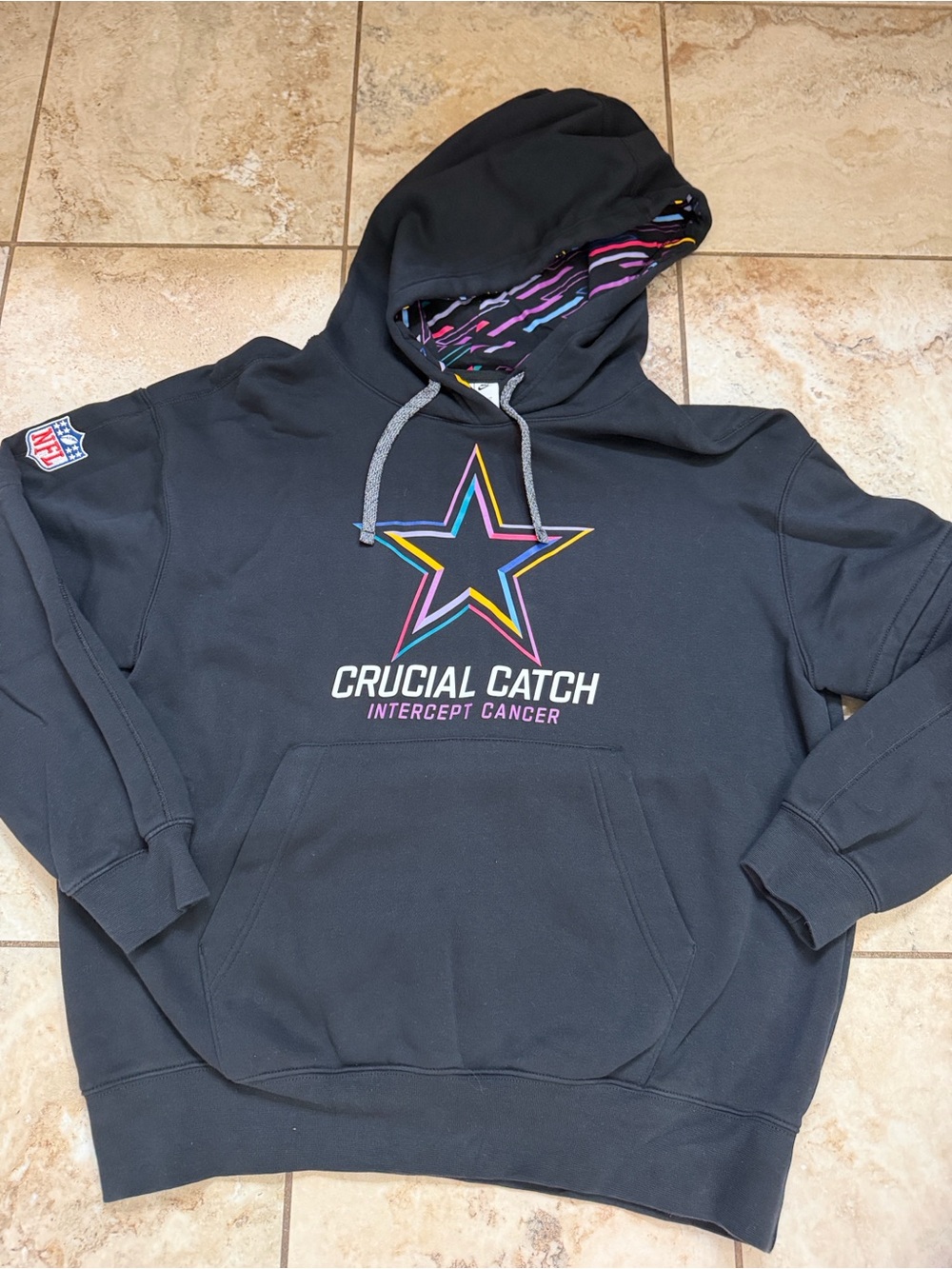 Men’s Nike Black Crucial Catch Star Graphic Hoodie